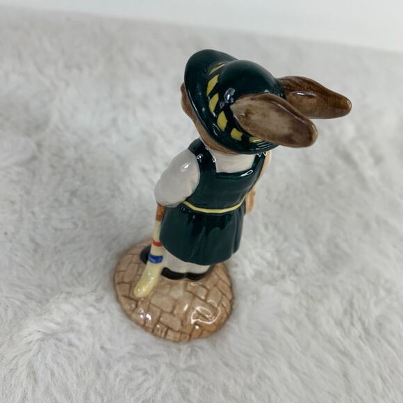 Royal Doulton Bunnykins “SchoolDays” Figurine DB-57 - Picture 5 of 7